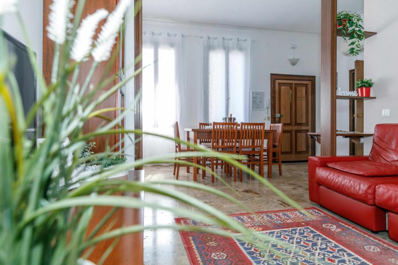 شقة 11 Venice Garden Private Garden Parking Free مارغيرا المظهر الخارجي الصورة