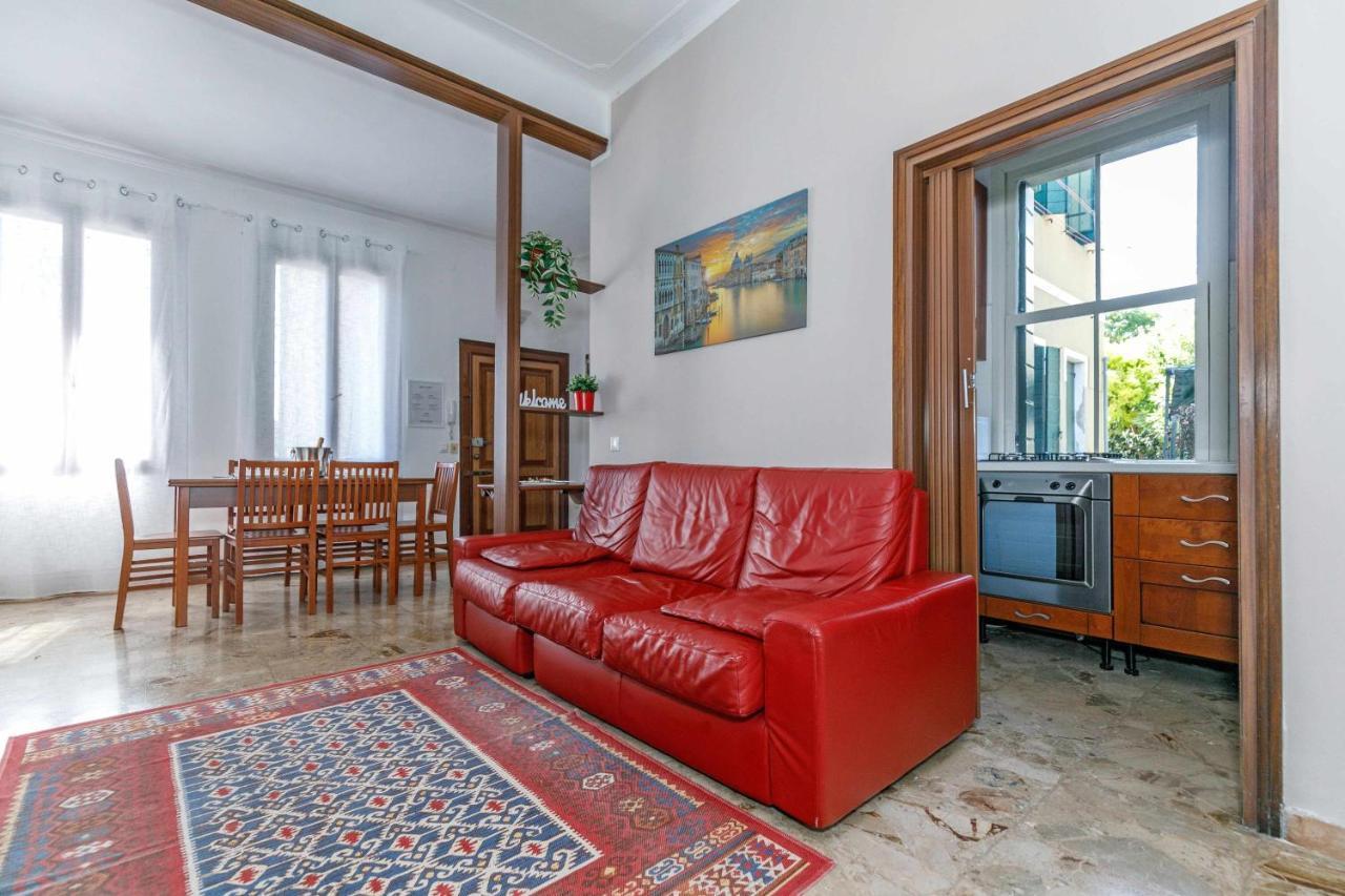 شقة 11 Venice Garden Private Garden Parking Free مارغيرا المظهر الخارجي الصورة