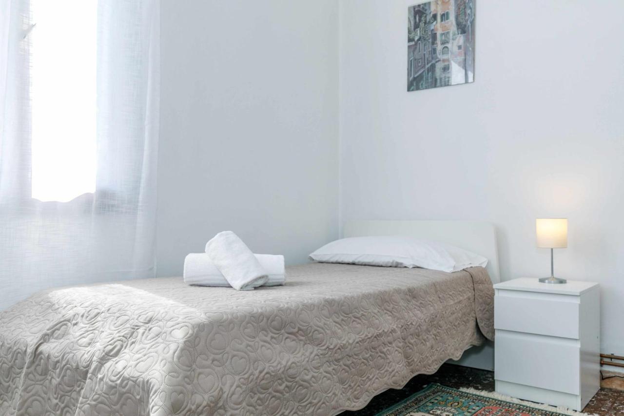 شقة 11 Venice Garden Private Garden Parking Free مارغيرا المظهر الخارجي الصورة